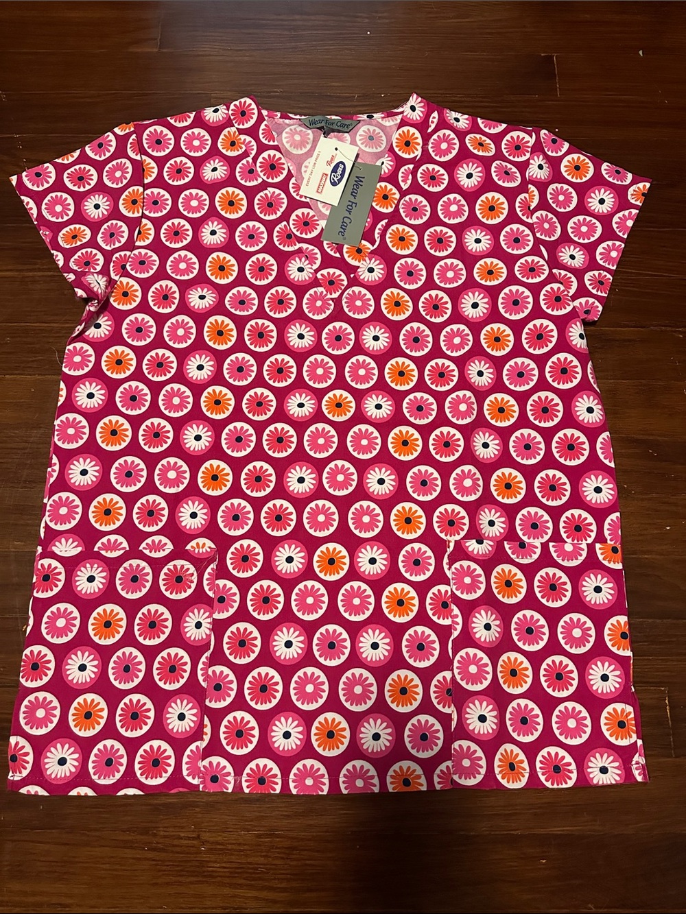 WonderWink Pink & Orange Daisy Print Scrub Top